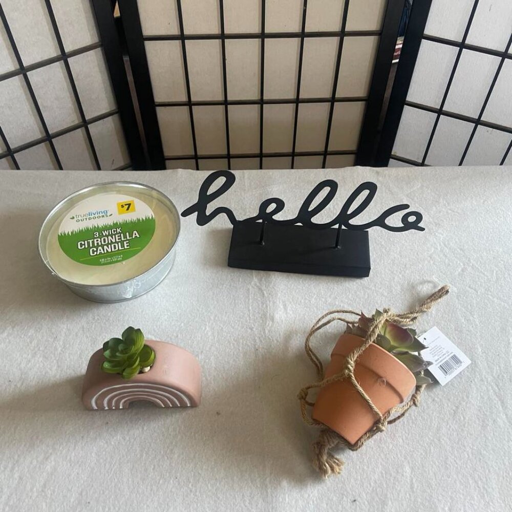 New True Living Indoor Outdoor Patio Decor